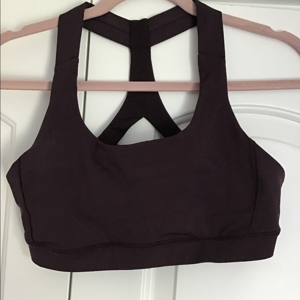 Lululemon sports bra